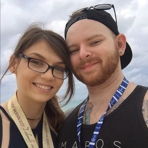 Meet your Posher, Courtney